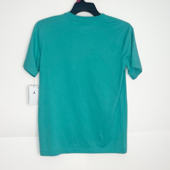 Jordan Boys Short Sleeve T Shirt Size XL - Picture 6 of 7
